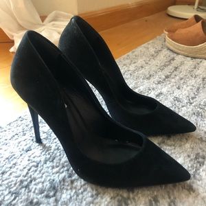 Black Suede Steve Madden Pumps